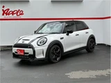 2024 MINI Hatch Cooper S Premium Plus Package Classic Trim Non-smoking vehicle Pearl Sedan for sale, Japanese used car export - photo 1 of 58 | GULJI TRADERS