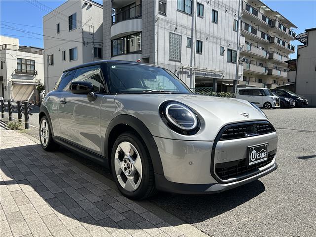 2024 MINI Hatch Cooper C Classic Trim Silver Sedan for sale, Japanese used car export | GULJI TRADERS