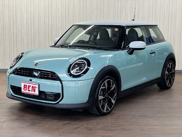 2024 MINI Hatch Green Sedan for sale, Japanese used car export | GULJI TRADERS