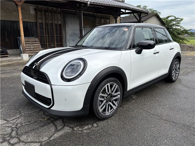 2024 MINI Hatch Sedan for sale, Japanese used car export - photo 1 of 35 | GULJI TRADERS
