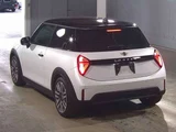 2024 MINI Hatch Cooper S Classic Trim White Sedan for sale, Japanese used car export - photo 3 of 6 | GULJI TRADERS