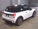 2024 MINI Hatch Cooper S Classic Trim White Sedan for sale, Japanese used car export - photo 4 of 6 | GULJI TRADERS