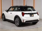 2024 MINI Hatch Cooper C 3-door DCT White Sedan for sale, Japanese used car export - photo 2 of 18 | GULJI TRADERS