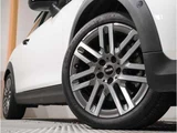 2024 MINI Hatch Cooper C 3-door DCT White Sedan for sale, Japanese used car export - photo 10 of 18 | GULJI TRADERS