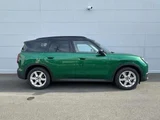 2024 MINI Hatch Countryman D Classic Trim Other SUV for sale, Japanese used car export - photo 6 of 9 | GULJI TRADERS