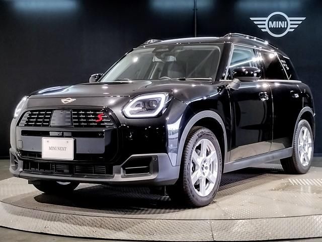 2024 MINI Hatch - photo 1 2024 MINI Hatch Other Sedan for sale, Japanese used car export - photo 1 of 9 | GULJI TRADERS