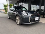2024 MINI Hatch Cooper S Favorite Trim Other Sedan for sale, Japanese used car export - photo 4 of 8 | GULJI TRADERS