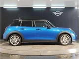 2024 MINI Hatch Cooper S 5-door DCT Other Sedan for sale, Japanese used car export - photo 4 of 9 | GULJI TRADERS