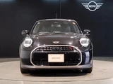 2024 MINI Hatch Cooper S Favorite Trim Other Sedan for sale, Japanese used car export - photo 4 of 9 | GULJI TRADERS