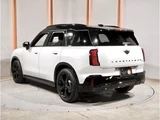 2024 MINI Hatch Countryman S All4 John Cooper White SUV for sale, Japanese used car export - photo 2 of 8 | GULJI TRADERS