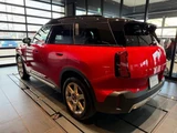 2024 MINI Hatch Countryman D Favourite Red SUV for sale, Japanese used car export - photo 4 of 9 | GULJI TRADERS