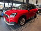 2024 MINI Hatch Countryman D Favourite Red SUV for sale, Japanese used car export - photo 5 of 9 | GULJI TRADERS