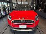 2024 MINI Hatch Countryman D Favourite Red SUV for sale, Japanese used car export - photo 6 of 9 | GULJI TRADERS