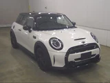 2024 MINI Hatch Cooper S Pearl Sedan for sale, Japanese used car export - photo 6 of 7 | GULJI TRADERS