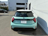 2024 MINI Hatch Cooper C Favorite Trim Other Sedan for sale, Japanese used car export - photo 5 of 9 | GULJI TRADERS