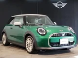 2024 MINI Hatch Cooper C Favorite Trim Other Sedan for sale, Japanese used car export - photo 6 of 9 | GULJI TRADERS