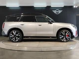 2024 MINI Hatch John Cooper Works Countryman Other SUV for sale, Japanese used car export - photo 7 of 9 | GULJI TRADERS