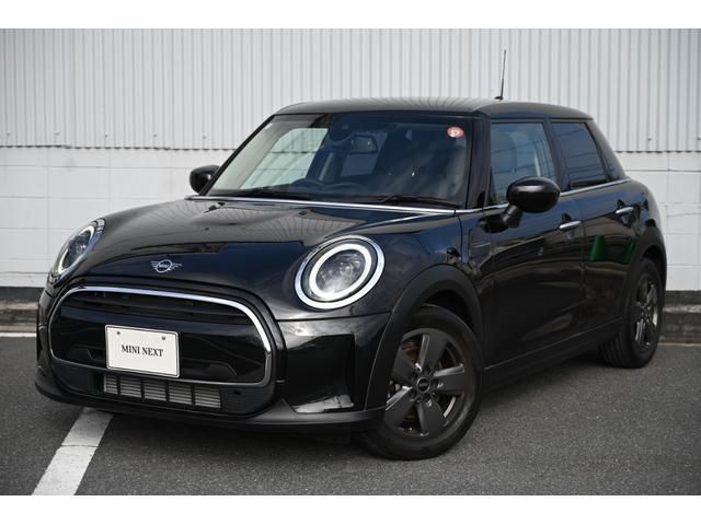 2024 MINI Hatch Cooper D Premium Plus Pack Black Sedan for sale, Japanese used car export | GULJI TRADERS