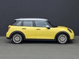 2025 MINI Hatch Cooper C 5-door DCT Other Sedan for sale, Japanese used car export - photo 8 of 24 | GULJI TRADERS