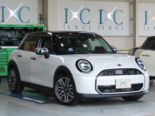 2025 MINI Hatch Cooper C 5-door DCT Other Sedan for sale, Japanese used car export | GULJI TRADERS