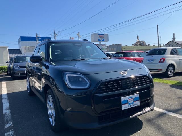 2025 MINI Hatch D DCT Diesel Turbo - photo 1 2025 MINI Hatch D DCT Diesel Turbo Other Sedan for sale, Japanese used car export - photo 1 of 56 | GULJI TRADERS
