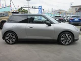 2025 MINI Hatch Cooper E Classic Trim, Electric Vehicle, Genuine Navigation System, Backup Camera, ETC Silver Sedan for sale, Japanese used car export - photo 12 of 55 | GULJI TRADERS