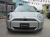 2025 MINI Hatch Cooper E Classic Trim, Electric Vehicle, Genuine Navigation System, Backup Camera, ETC Silver Sedan for sale, Japanese used car export - photo 15 of 55 | GULJI TRADERS