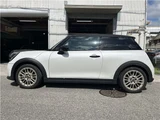 2025 MINI Hatch Cooper C Favourite Trim Pearl Sedan for sale, Japanese used car export - photo 7 of 71 | GULJI TRADERS