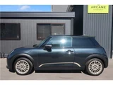2025 MINI Hatch Cooper S Apple CarPlay compatible navigation Leather seats Other Sedan for sale, Japanese used car export - photo 3 of 53 | GULJI TRADERS
