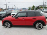 2025 MINI Hatch Cooper C 5-door DCT Red Sedan for sale, Japanese used car export - photo 7 of 46 | GULJI TRADERS