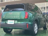 2025 MINI Hatch Mini Countryman D Green SUV for sale, Japanese used car export - photo 20 of 24 | GULJI TRADERS