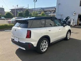 2025 MINI Hatch Countryman E Classic Trim White SUV for sale, Japanese used car export - photo 5 of 9 | GULJI TRADERS