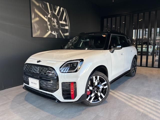 2025 MINI Hatch John Cooper Works Countryman Other SUV for sale, Japanese used car export - photo 1 of 9 | GULJI TRADERS