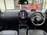 2025 MINI Hatch Countryman D Classic Trim Other SUV for sale, Japanese used car export - photo 2 of 9 | GULJI TRADERS