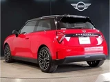 2025 MINI Hatch Cooper SE Other Sedan for sale, Japanese used car export - photo 2 of 9 | GULJI TRADERS