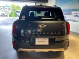 2025 MINI Hatch Countryman D Other SUV for sale, Japanese used car export - photo 7 of 9 | GULJI TRADERS
