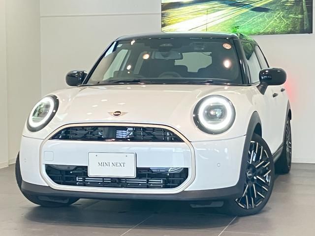 2025 MINI Hatch Cooper C Favorite Trim - photo 1 2025 MINI Hatch Cooper C Favorite Trim Other Sedan for sale, Japanese used car export - photo 1 of 9 | GULJI TRADERS