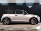 2025 MINI Hatch Cooper S Classic Trim Other Sedan for sale, Japanese used car export - photo 8 of 9 | GULJI TRADERS