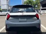 2025 MINI Hatch Cooper S Classic Trim White Sedan for sale, Japanese used car export - photo 5 of 9 | GULJI TRADERS