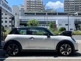 2025 MINI Hatch Cooper S Classic Trim White Sedan for sale, Japanese used car export - photo 8 of 9 | GULJI TRADERS