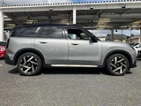 2025 MINI Hatch Countryman S All 4 Favourite Silver SUV for sale, Japanese used car export - photo 4 of 9 | GULJI TRADERS