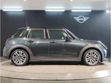 2025 MINI Hatch Cooper C 5-door DCT Other Sedan for sale, Japanese used car export - photo 8 of 9 | GULJI TRADERS