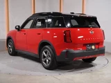 2025 MINI Hatch Countryman D Classic Trim Red SUV for sale, Japanese used car export - photo 2 of 8 | GULJI TRADERS