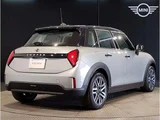 2025 MINI Hatch Cooper C Classic Trim Other Sedan for sale, Japanese used car export - photo 3 of 9 | GULJI TRADERS