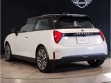2025 MINI Hatch Cooper SE Other Sedan for sale, Japanese used car export - photo 2 of 9 | GULJI TRADERS