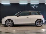 2025 MINI Hatch Cooper SE Other Sedan for sale, Japanese used car export - photo 9 of 9 | GULJI TRADERS