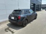 2025 MINI Hatch Cooper C Favorite Trim Other Sedan for sale, Japanese used car export - photo 5 of 9 | GULJI TRADERS