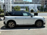 2025 MINI Hatch Countryman S All 4 Favourite White SUV for sale, Japanese used car export - photo 8 of 9 | GULJI TRADERS