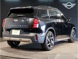 2025 MINI Hatch MINI Countryman S ALL4 Black SUV for sale, Japanese used car export - photo 2 of 9 | GULJI TRADERS