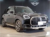 2025 MINI Hatch MINI Countryman S ALL4 Black SUV for sale, Japanese used car export - photo 4 of 9 | GULJI TRADERS